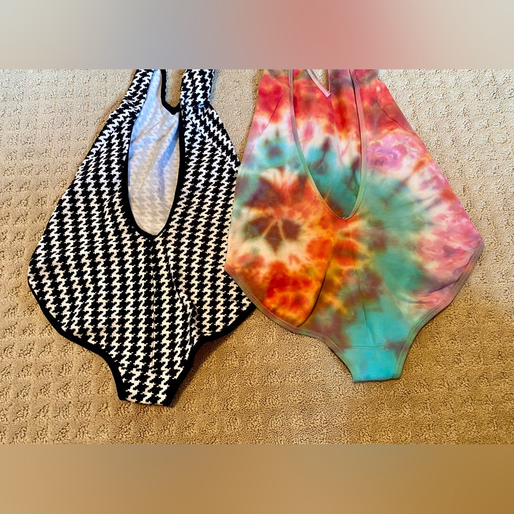 Lot of 2 American Apparel bodysuits - Picture 4 of 5